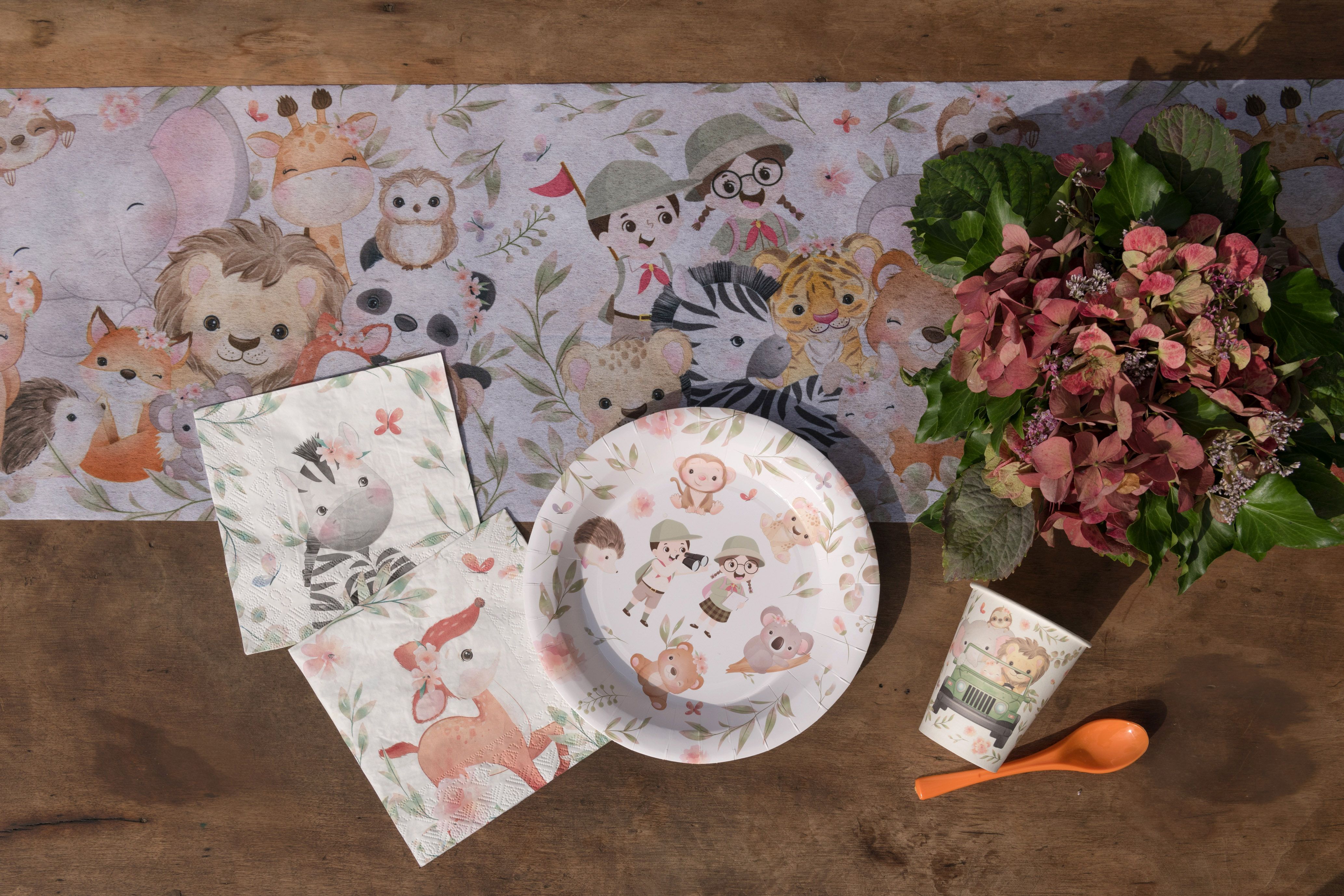 10 Pappteller "Kleine Entdecker" 10 Pappteller "Kleine Entdecker"