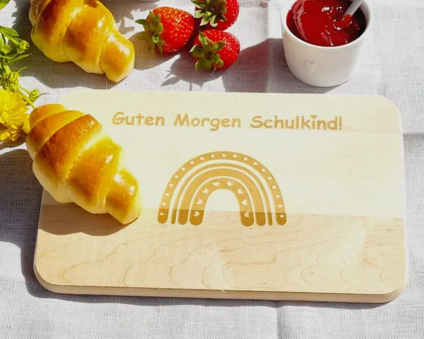 Frühstücksbrettchen Guten Morgen Schulkind Regenbogen Herz 23cm x 15cm x 1cm