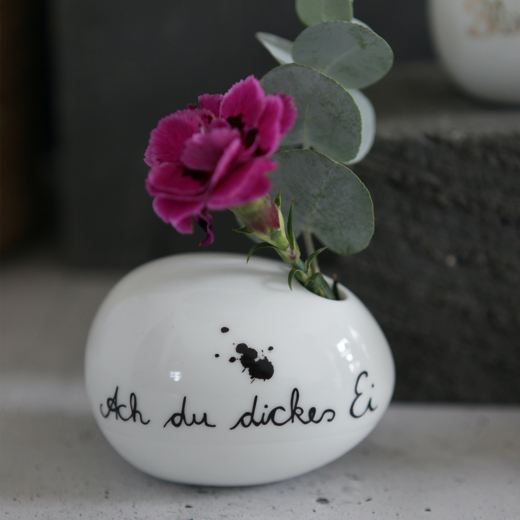 Eiervase "Ach du dickes Ei" Eiervase "Ach du dickes Ei"