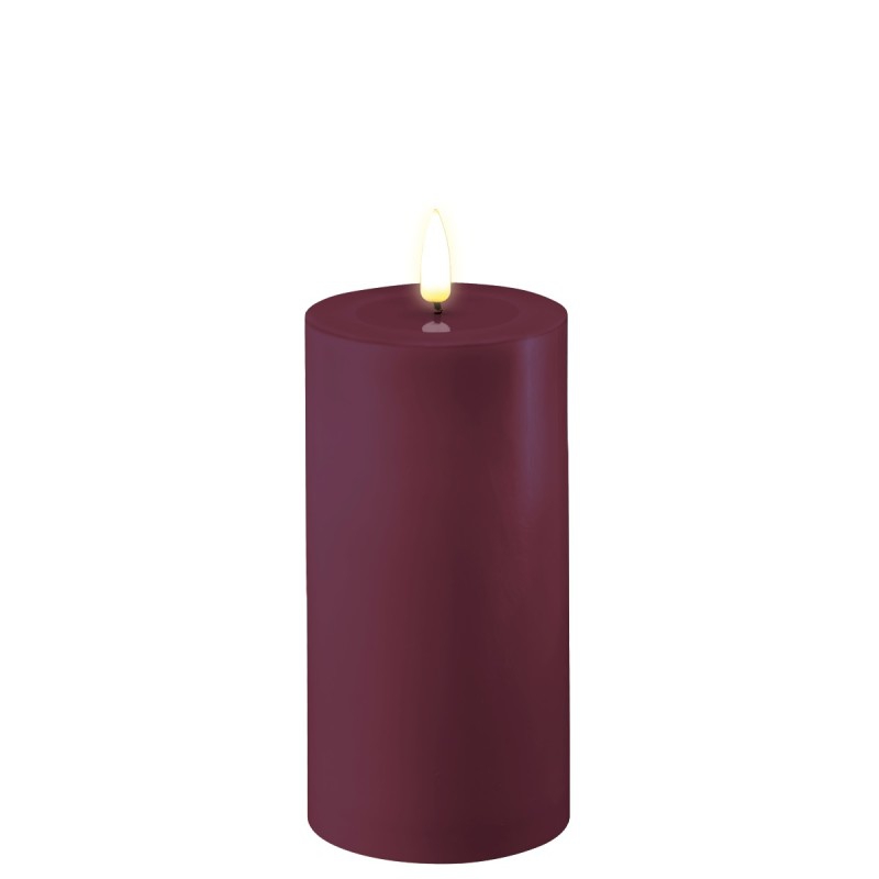 Deluxe - LED Stumpenkerzen Violett 7,5 Øx15 cm