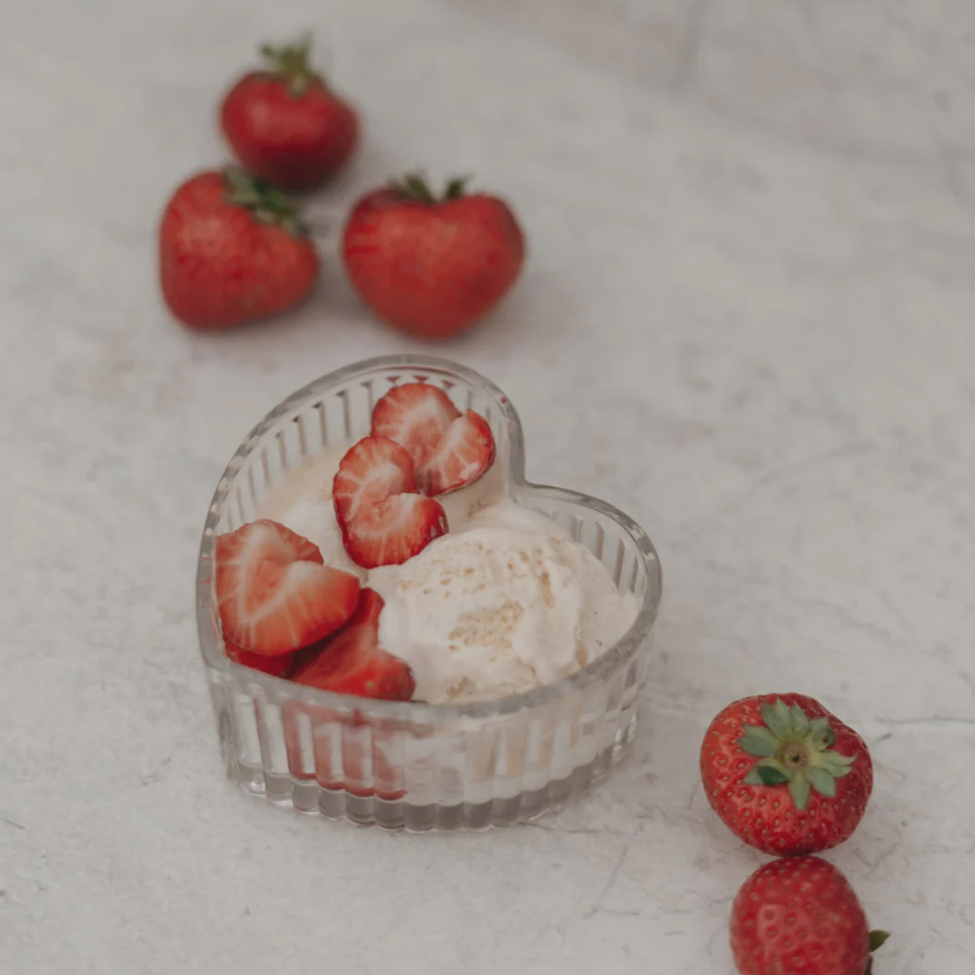 Erdbeeren, Eis, Dessert, Obst, Schale