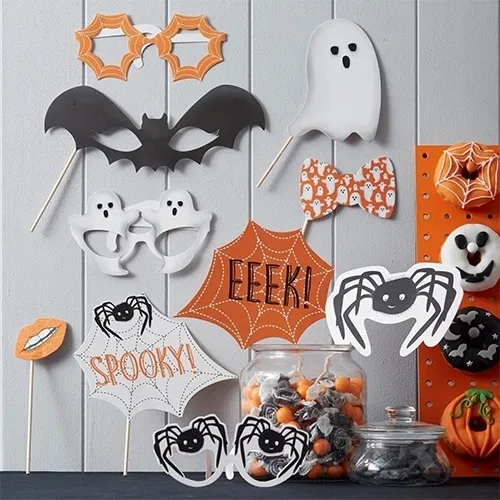 Halloween, Deko, Spinnen, Masken, Kekse?