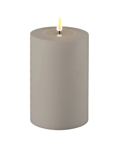 Deluxe - LED Outdoor Stumpenkerze Grau 10 Øx15 Deluxe - LED Outdoor Stumpenkerze Grau 10 Øx15