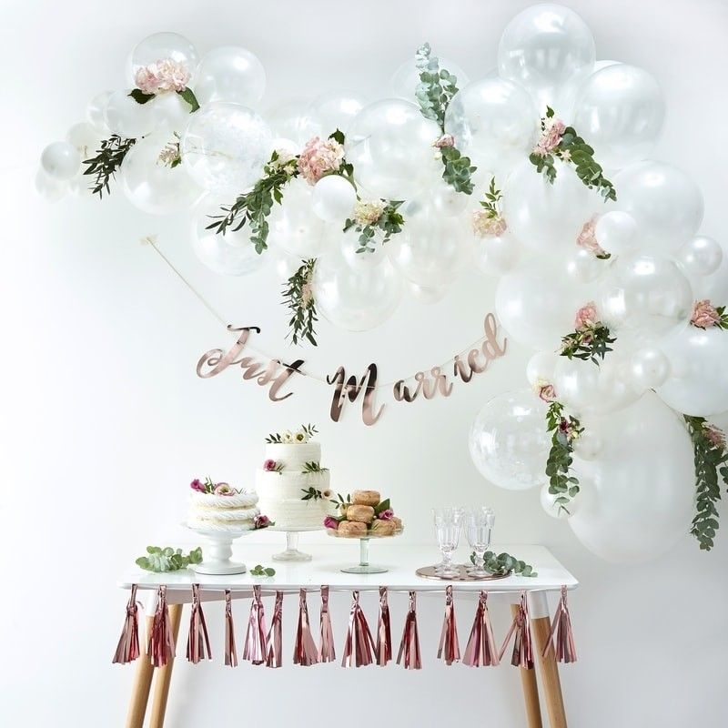 DIY Ballongirlande zum selberbauen - Pearlweiß & Weiß