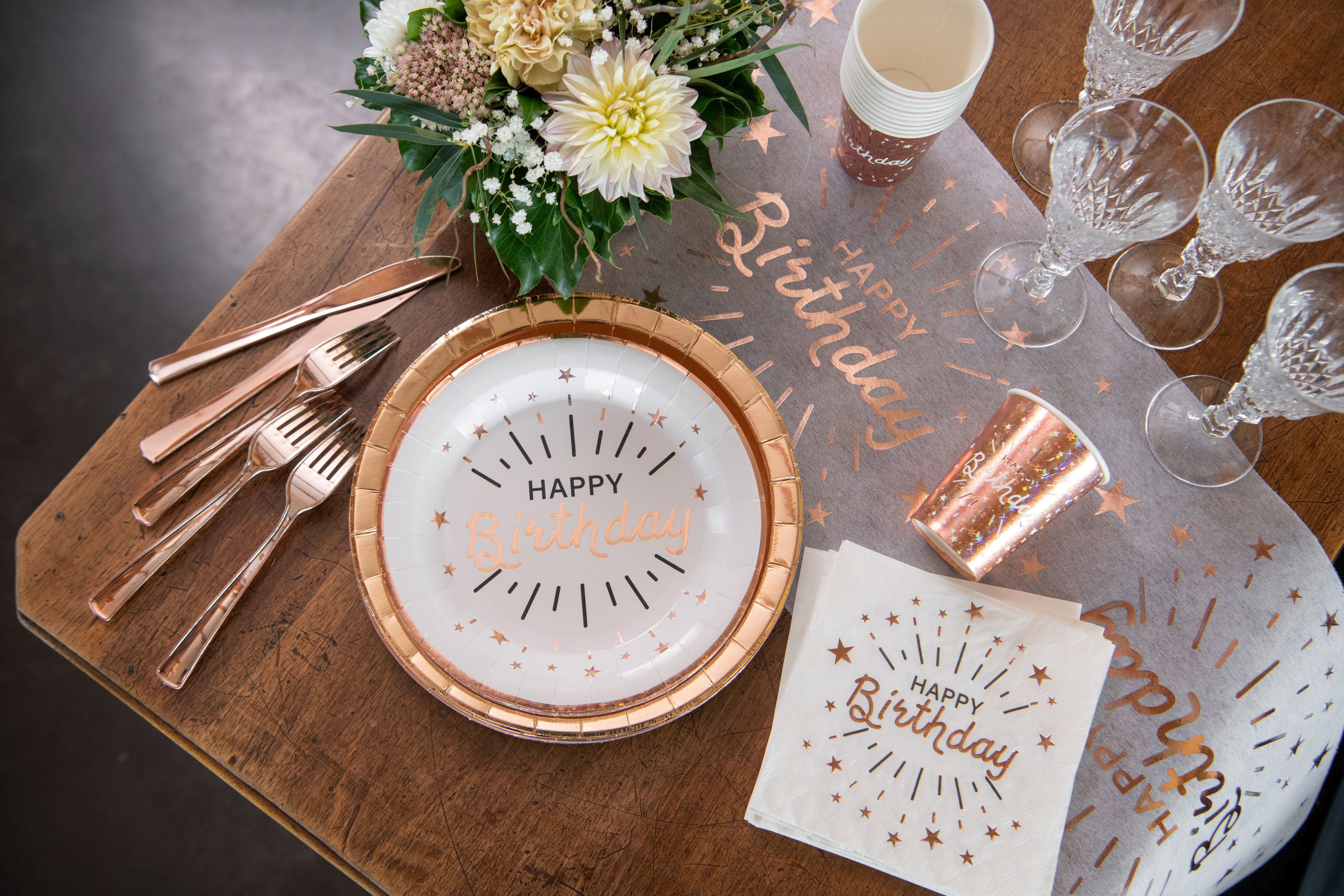 10 Servietten "Happy Birthday", Weiß/Roségold 10 Servietten "Happy Birthday", Weiß/Roségold