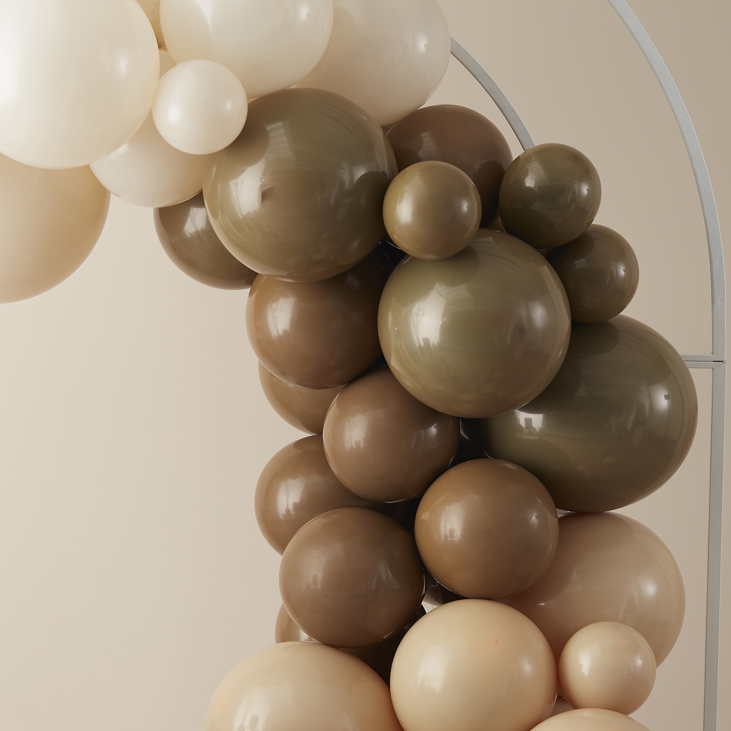 DIY Ballongirlande zum Selberbauen - Nude/Karamell/Braun DIY Ballongirlande zum Selberbauen - Nude/Karamell/Braun