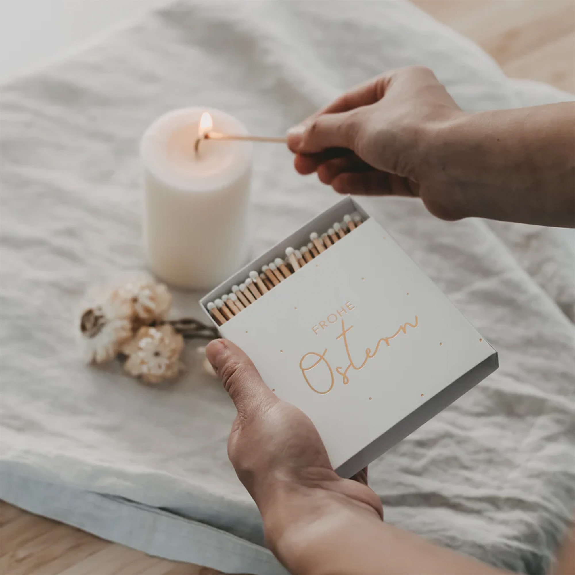 Eulenschnitt - Streichhölzer "Frohe Ostern" Eulenschnitt - Streichhölzer "Frohe Ostern"