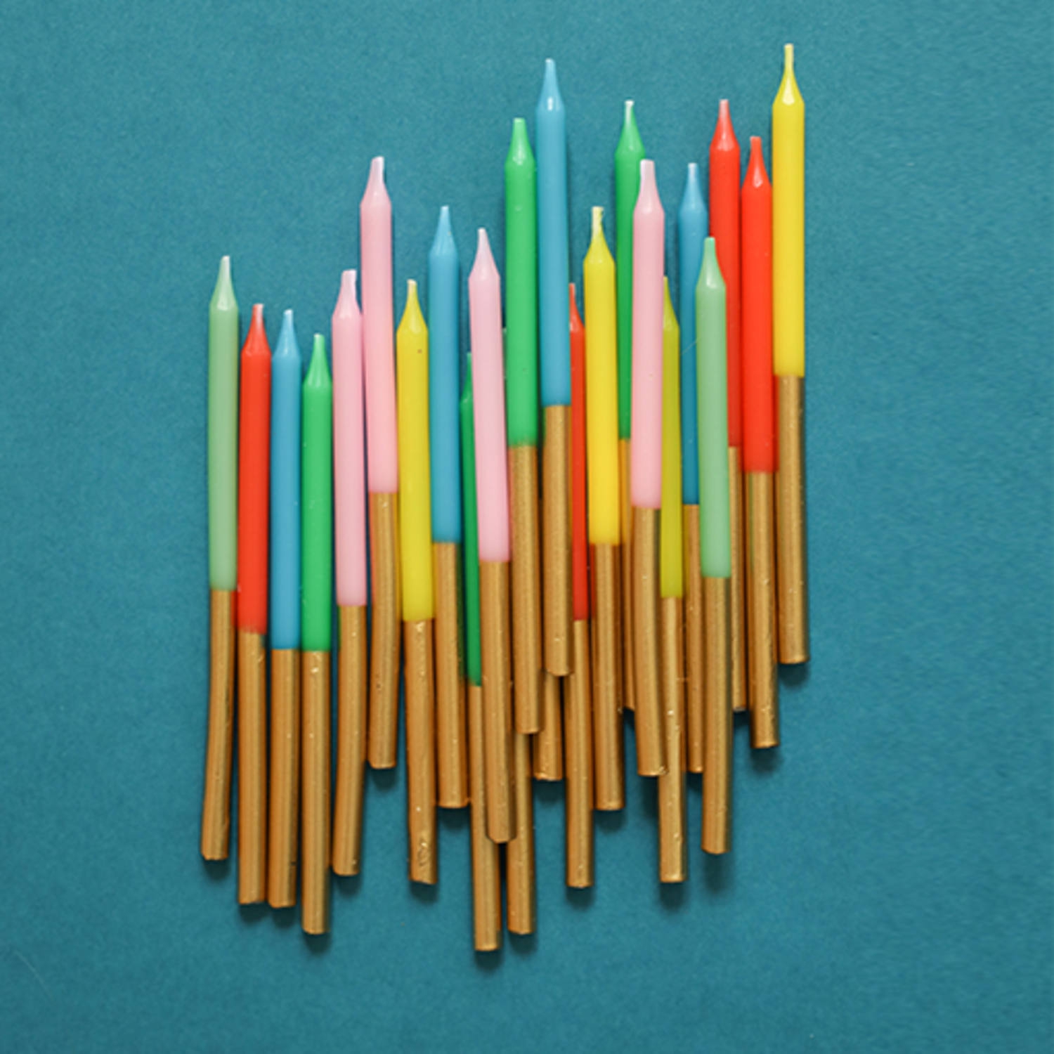 24 Kuchenkerzen "Retro Metallic" 24 Kuchenkerzen "Retro Metallic"