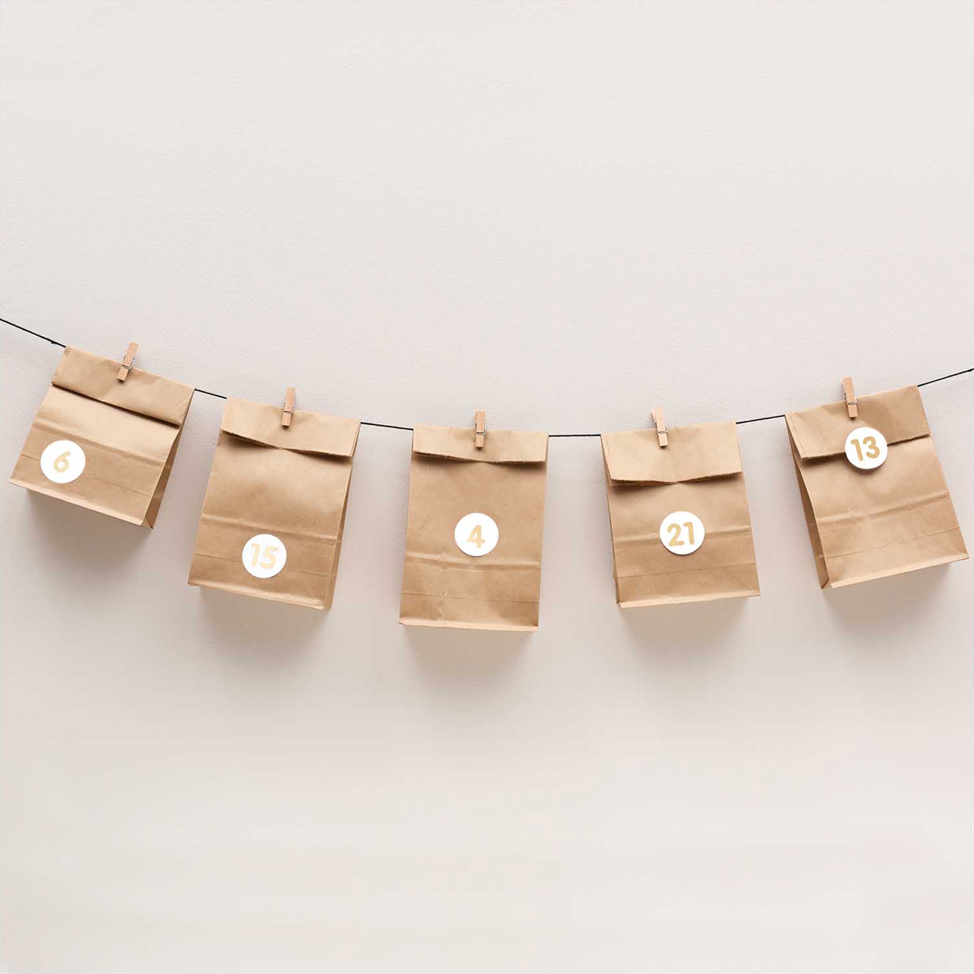 DIY Adventskalender-Set, 24 Tüten Braun DIY Adventskalender-Set, 24 Tüten Braun