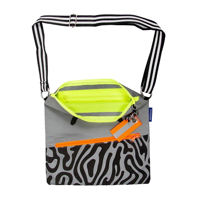 Minibag Crossover reflektierend "Fratze" Minibag Crossover reflektierend "Fratze"