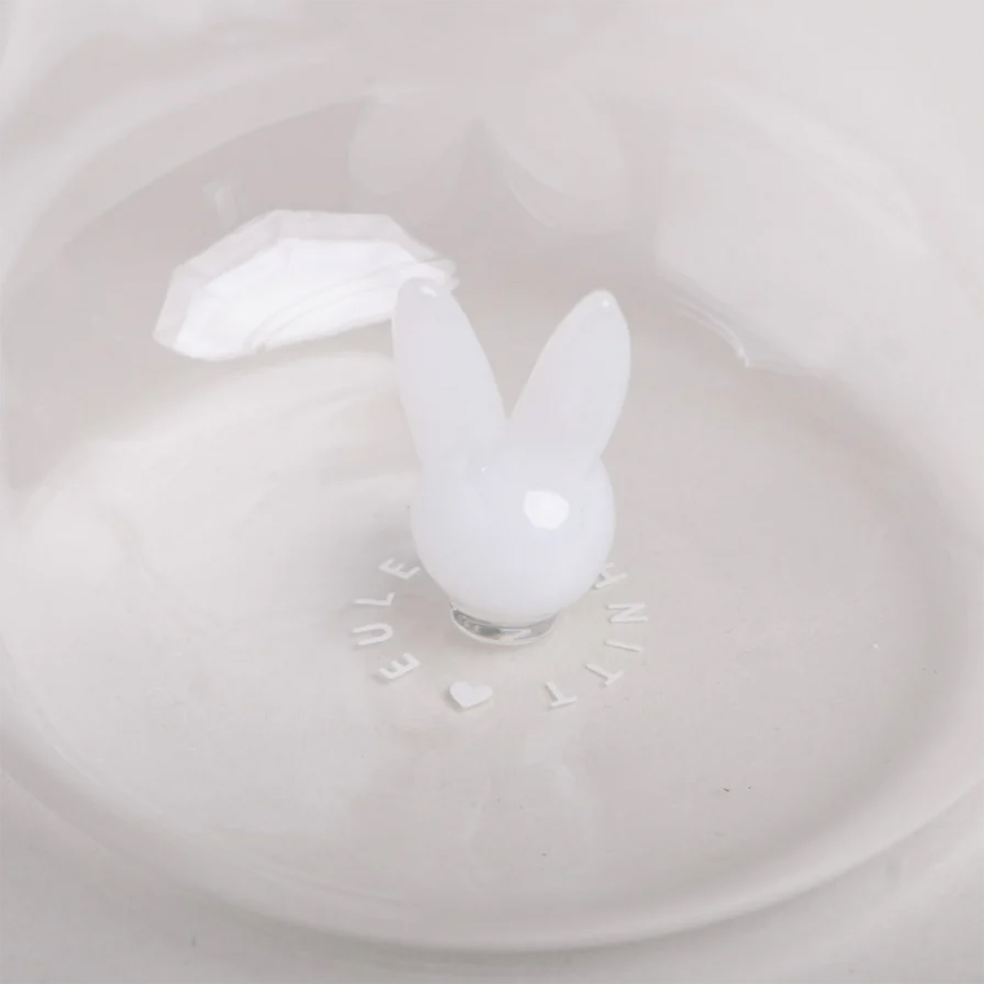 Eulenschnitt - Trinkglas "Hasenfigur" Eulenschnitt - Trinkglas "Hasenfigur"