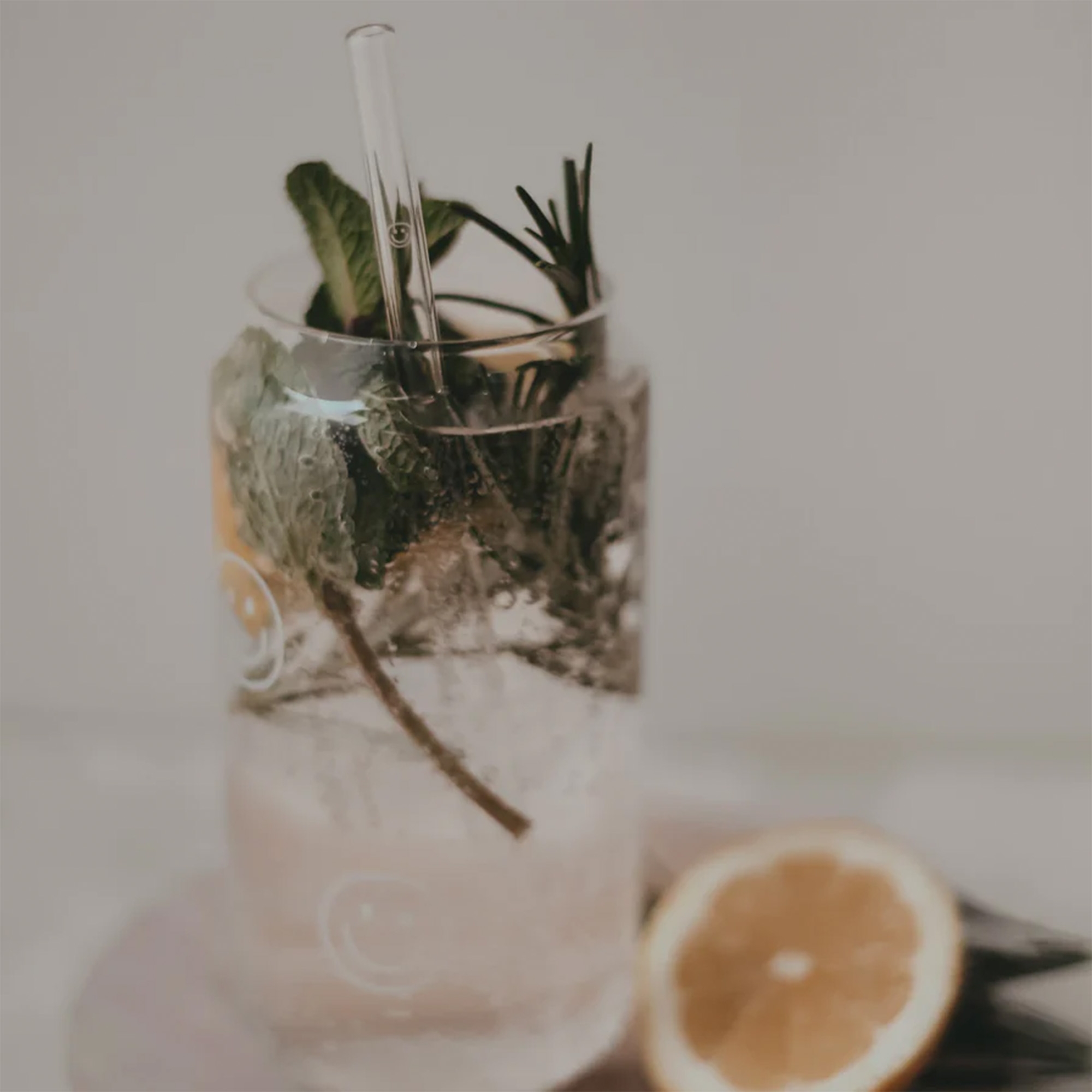 Eulenschnitt - Glasstrohhalme "Smiley" mit Reinigungsbürste - 4er Set Eulenschnitt - Glasstrohhalme "Smiley" mit Reinigungsbürste - 4er Set