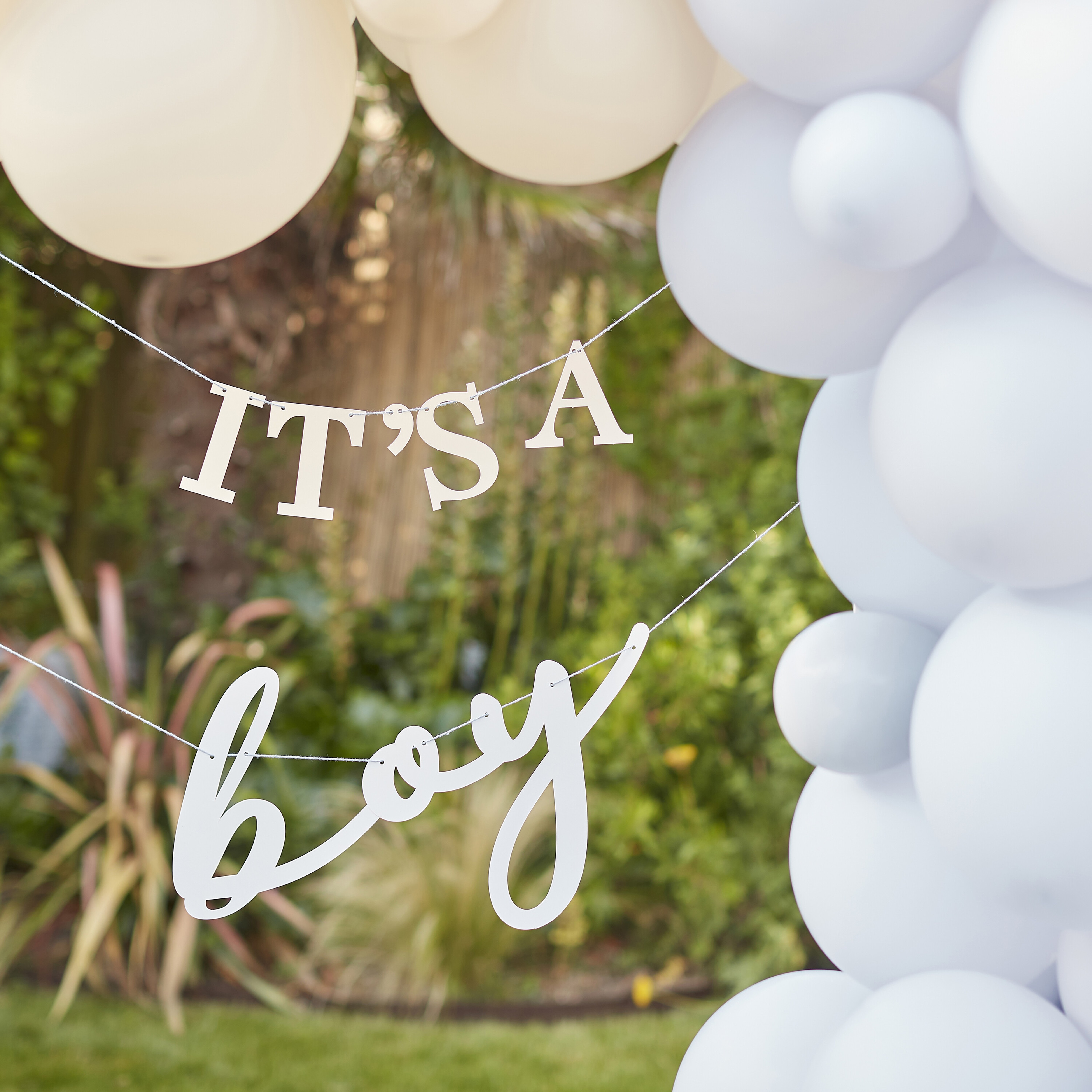 Girlande "It's a Boy", 100 % umweltfreundlich Girlande "It's a Boy", 100 % umweltfreundlich