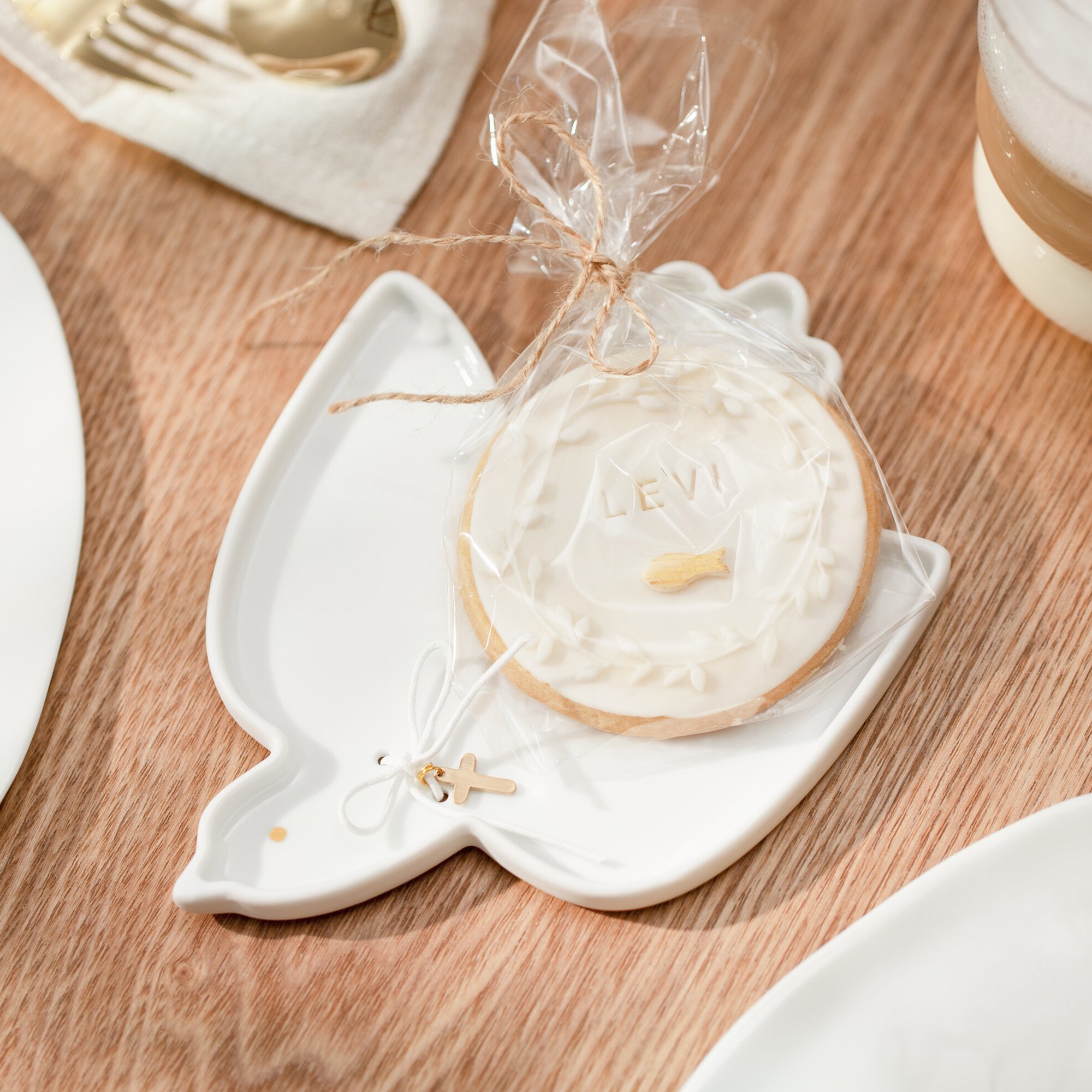 Räder Design - Kleiner Teller "Taube" Keks, Kekspraline, Gebäck, Dekor, Verpackt