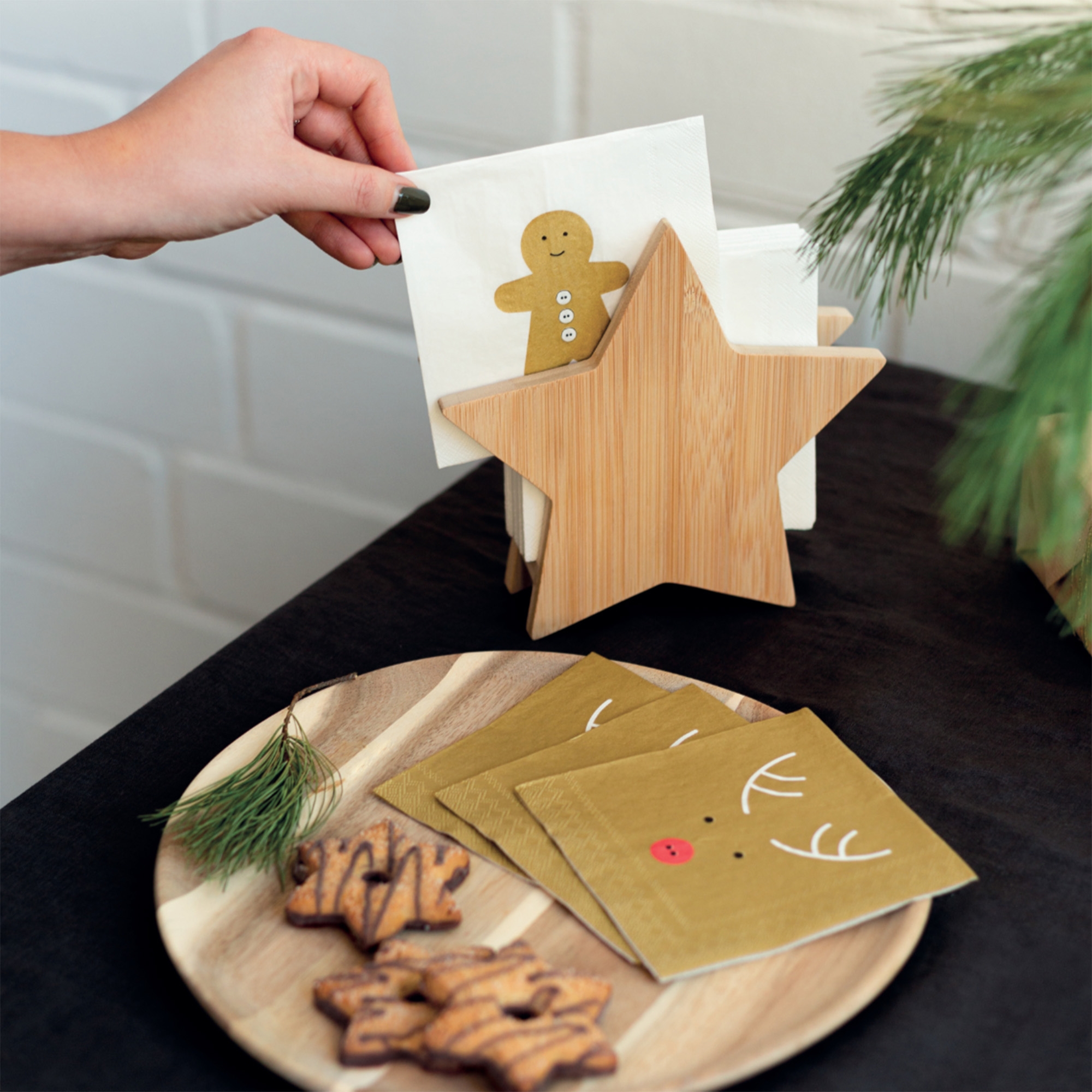 2a52bdecb1d9104de2b83ee6abccad473bd57bd2 RĂ€der Design - 20 Cocktailservietten "Lebkuchenmann"