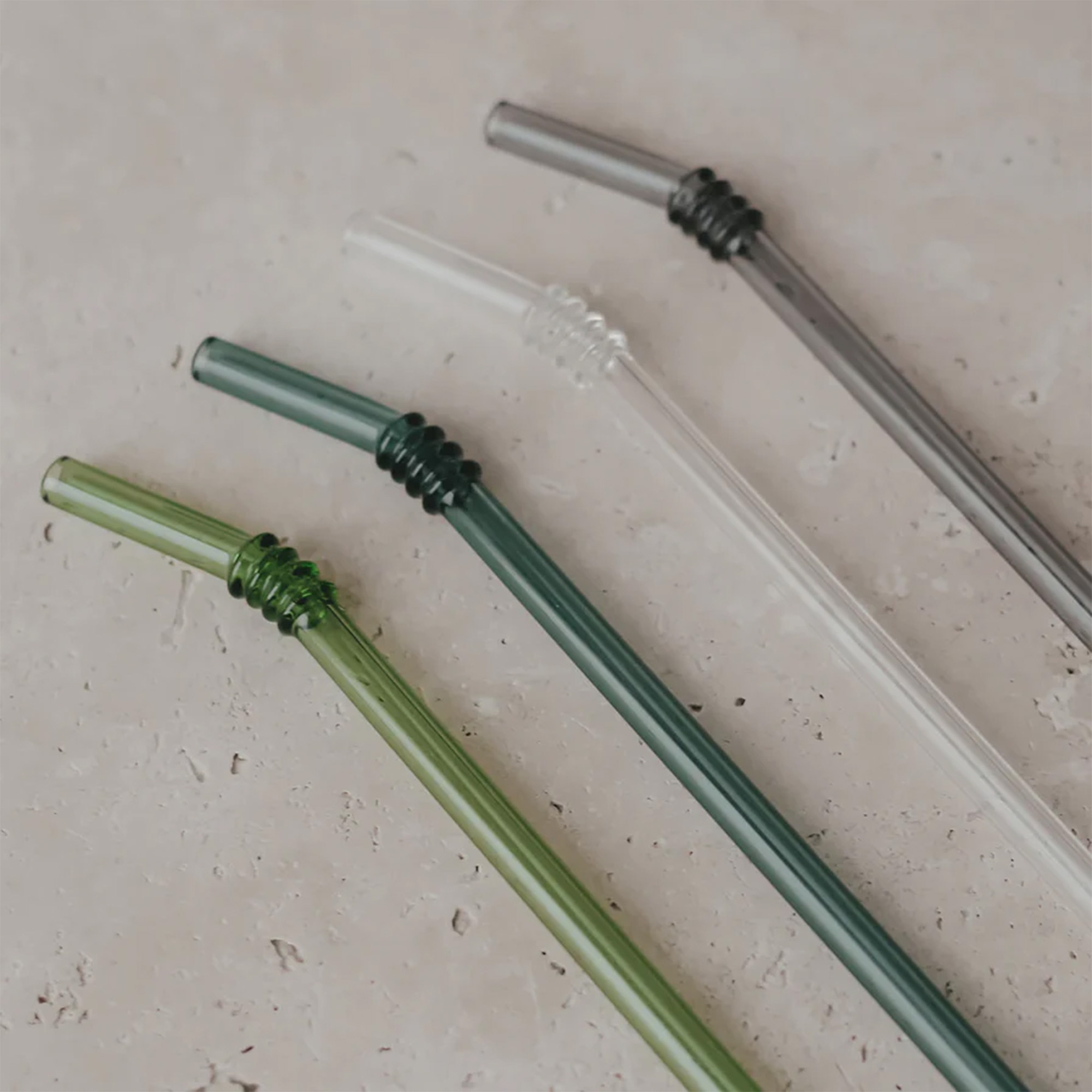 Eulenschnitt - Glasstrohhalme geknickt "Grün" mit Reinigungsbürste - 4er Set Eulenschnitt - Glasstrohhalme geknickt "Grün" mit Reinigungsbürste - 4er Set