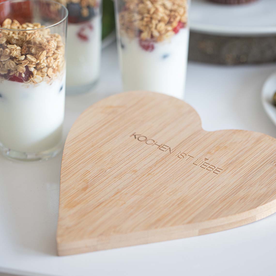 Räder Design - Schneidebrett klein "Kochen ist Liebe"