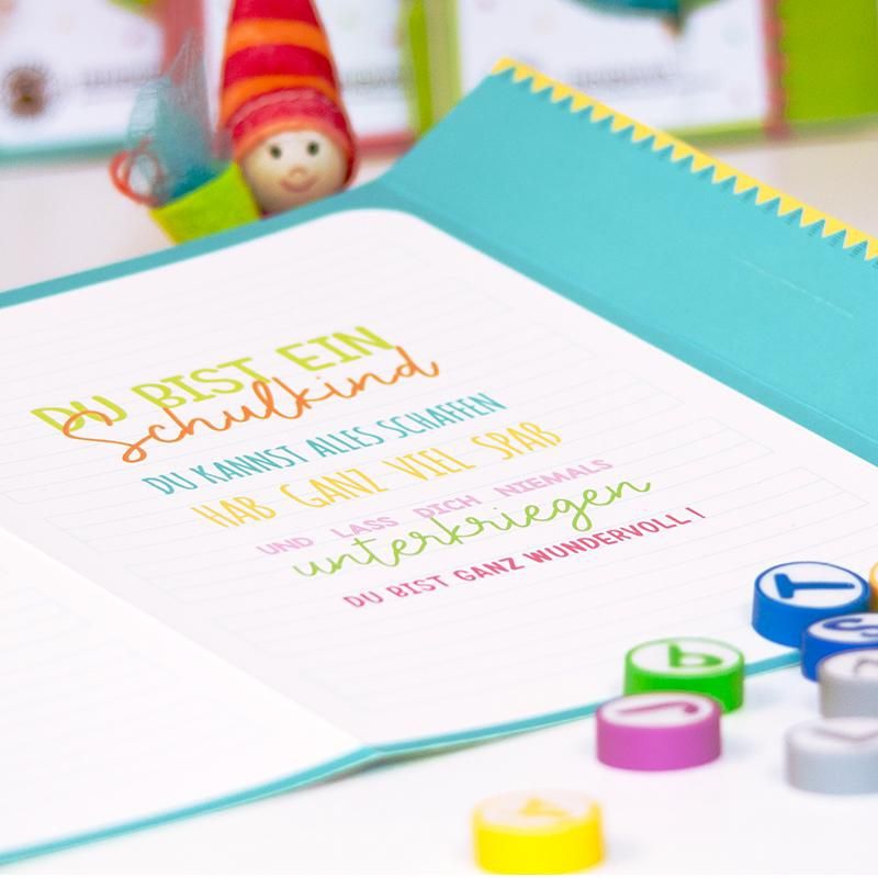 Glückwunschkarte "Alles Gute zum Schulstart!" Glückwunschkarte "Alles Gute zum Schulstart!"