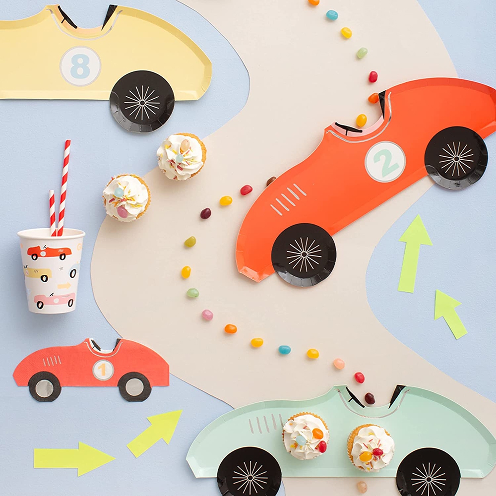 Meri Meri - 8 Pappteller "Rennauto" Meri Meri - 8 Pappteller "Rennauto"