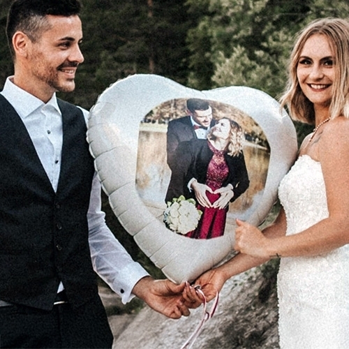 1d9d058687c30a54e7b667ae2b7e5f84d47f1e18 Kleid, Anzug, Erwachsener, Mann, Person