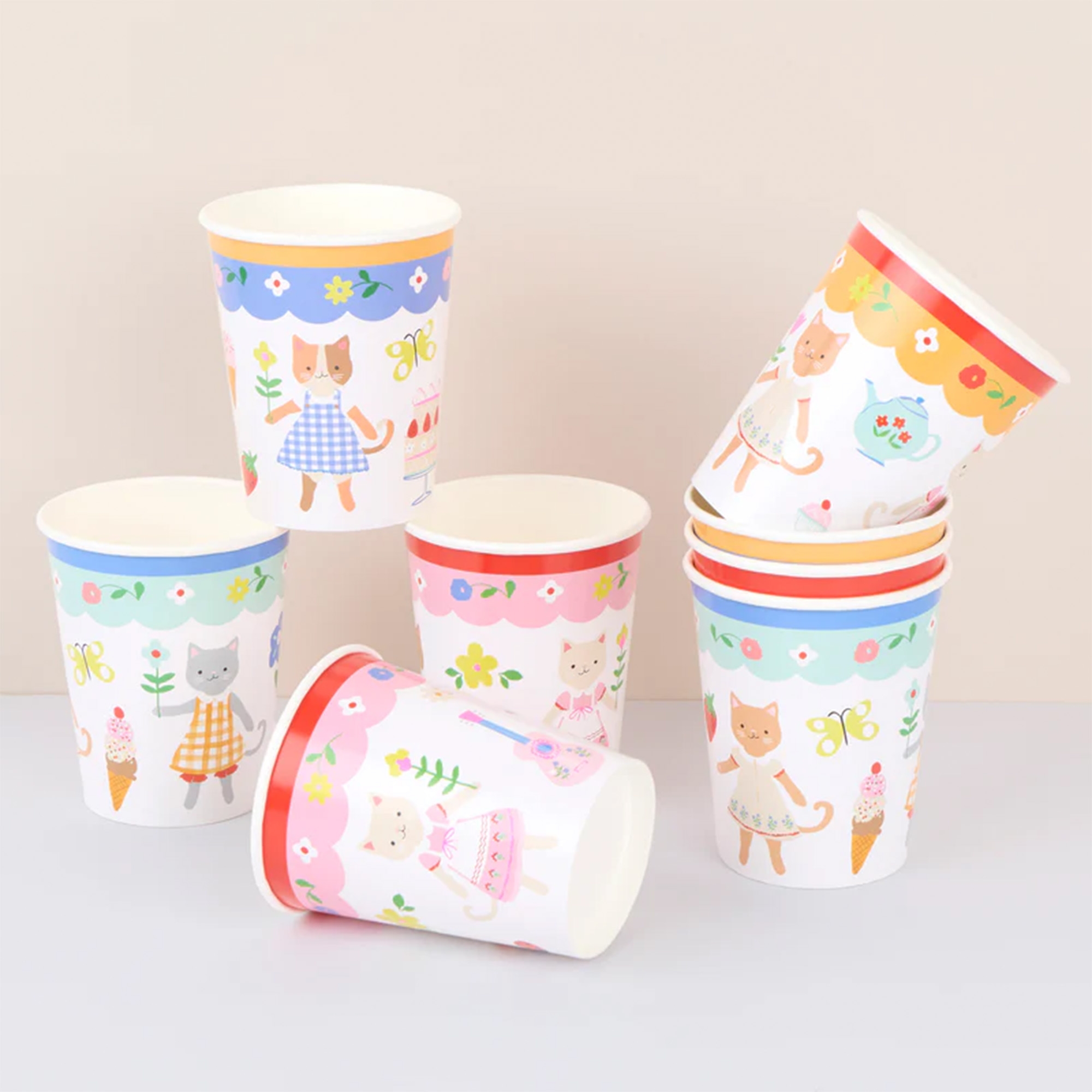 Pappteller, Becher, Kinder-design, Tiermuster, Pastellfarben