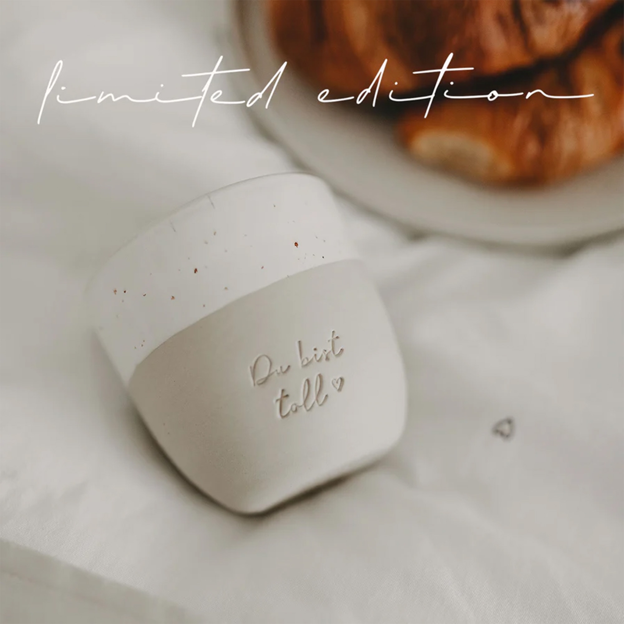 Eulenschnitt - Kleiner Steingut-Becher "Du bist toll" Limited Edition Krug