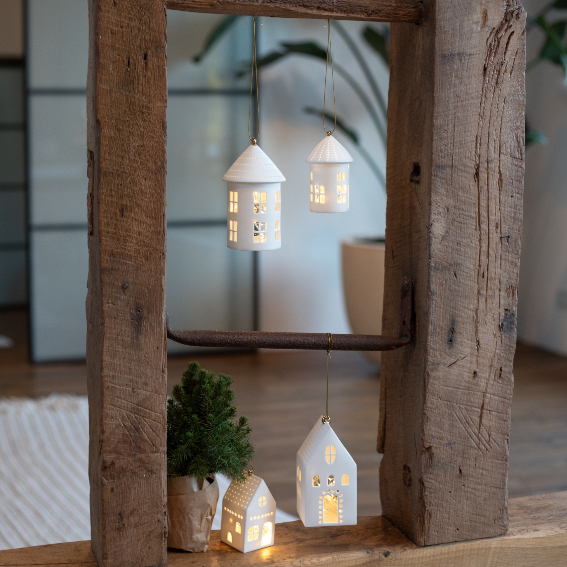 Räder Design - Hängendes Lichthaus rund klein