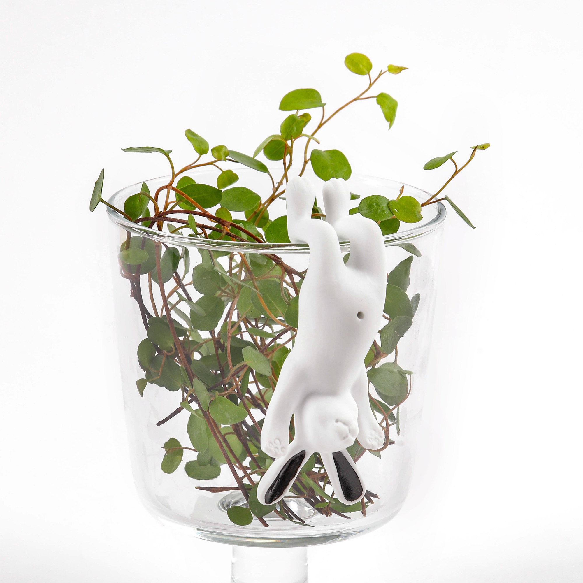 Porzellan Kletterhase "Schwarzohr" Porzellan Kletterhase "Schwarzohr"