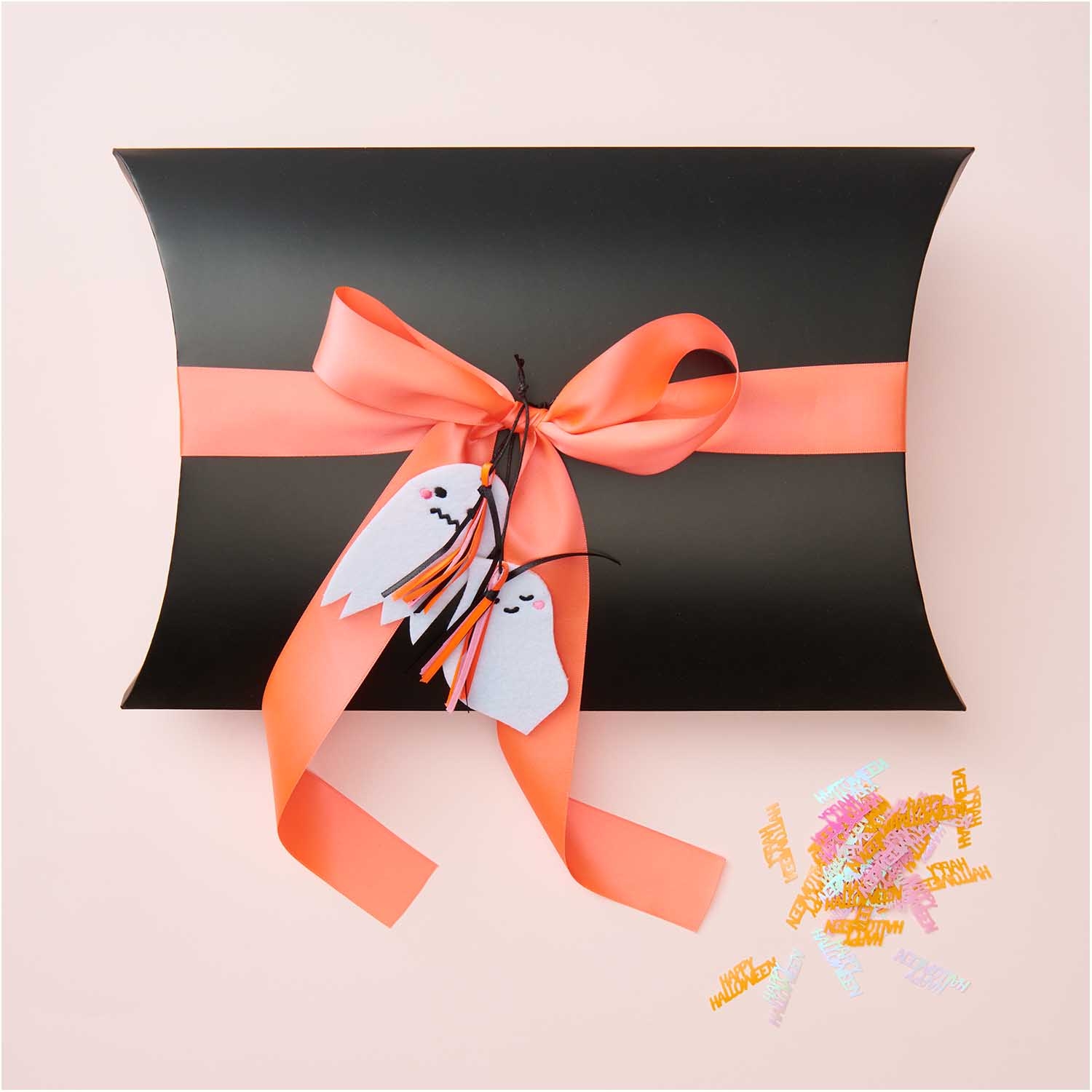 Konfetti "Happy Halloween", Orange/Pink, 200 Stück Konfetti "Happy Halloween", Orange/Pink, 200 Stück