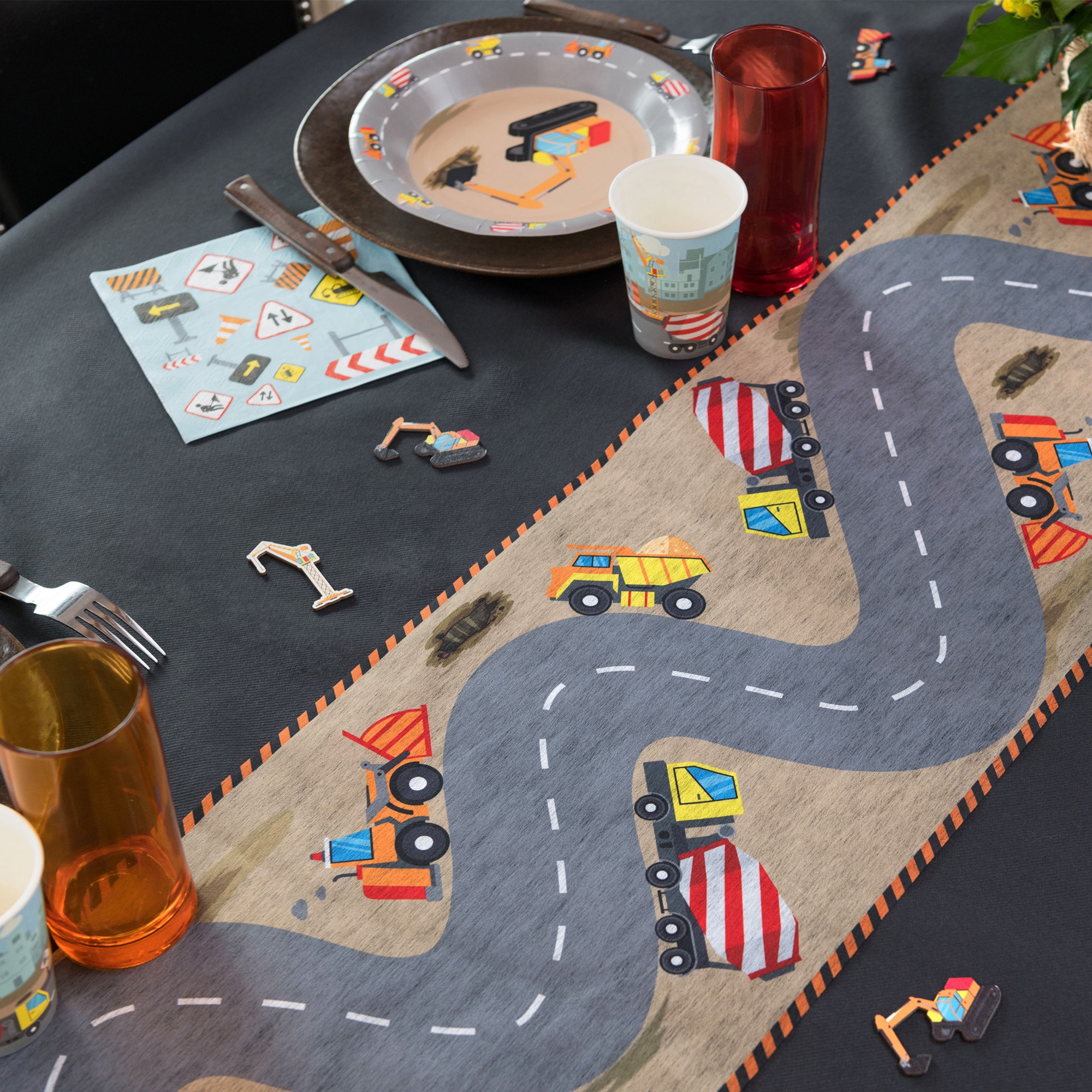 Tischläufer "Baustelle" Dekoration für Ihr Zuhause, Besteck, Teppich, Gabel, Tasse