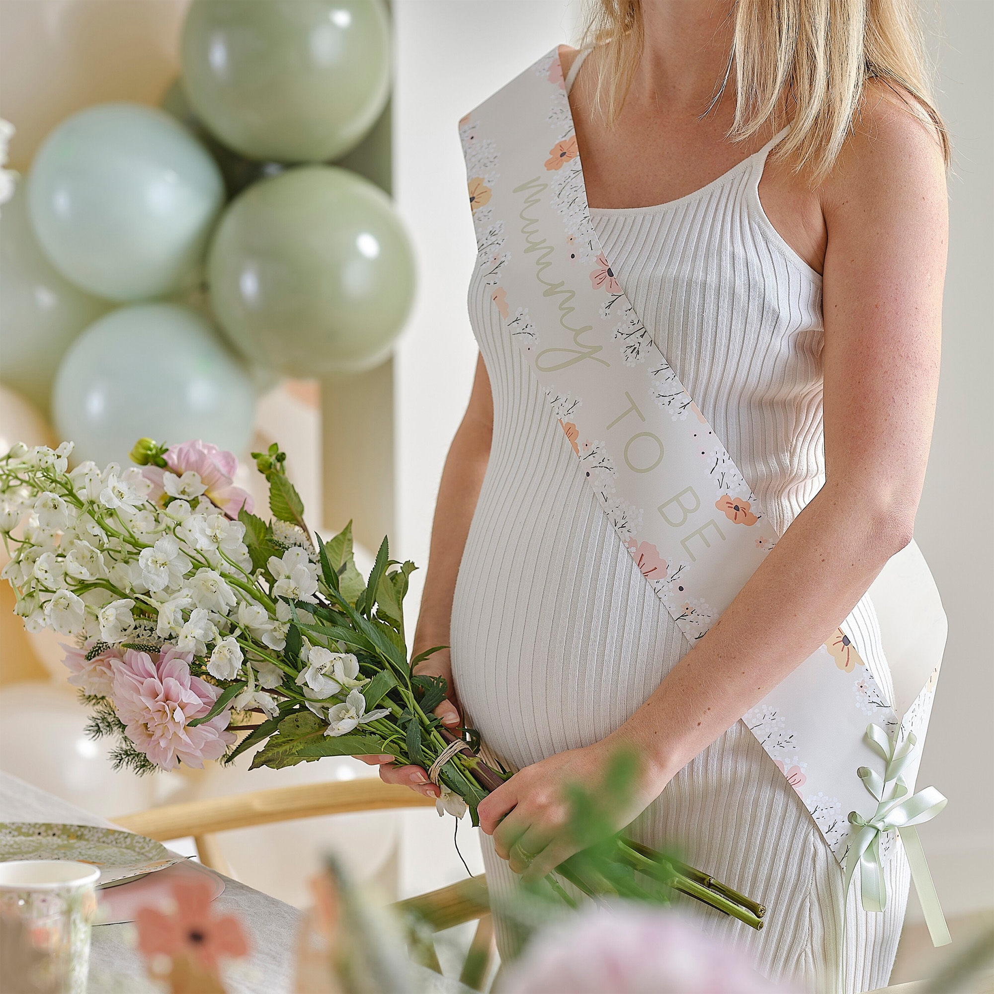 Schärpe "Mummy to Be" mit Blumenmuster