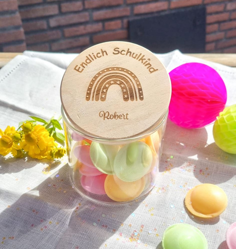 Geschenkglas Endlich Schulkind Regenbogen Stern "Name" 530ml Geschenkglas Endlich Schulkind Regenbogen Stern "Name" 530ml