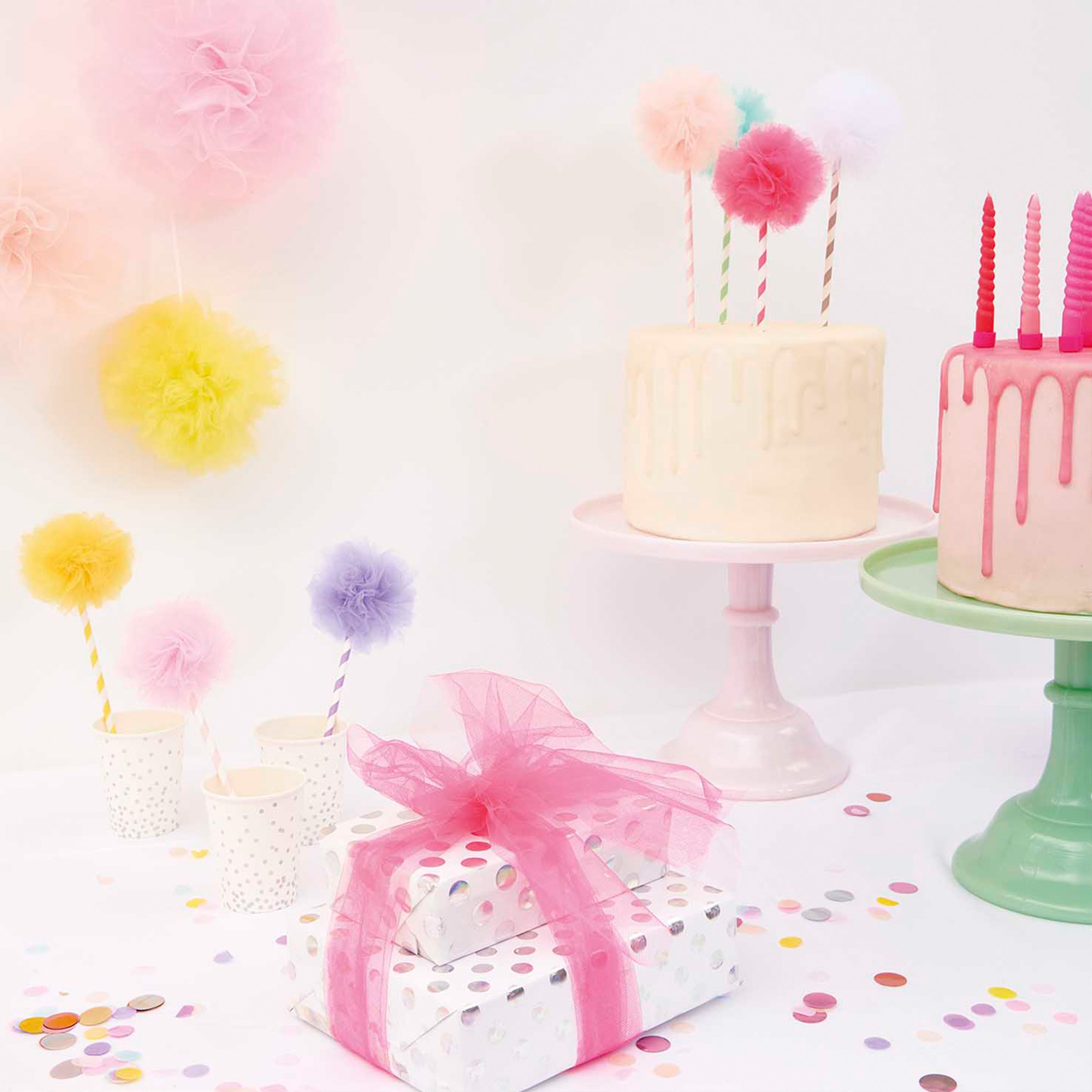 Tüll in Pink 5 m x 50 cm Tüll in Pink 5 m x 50 cm