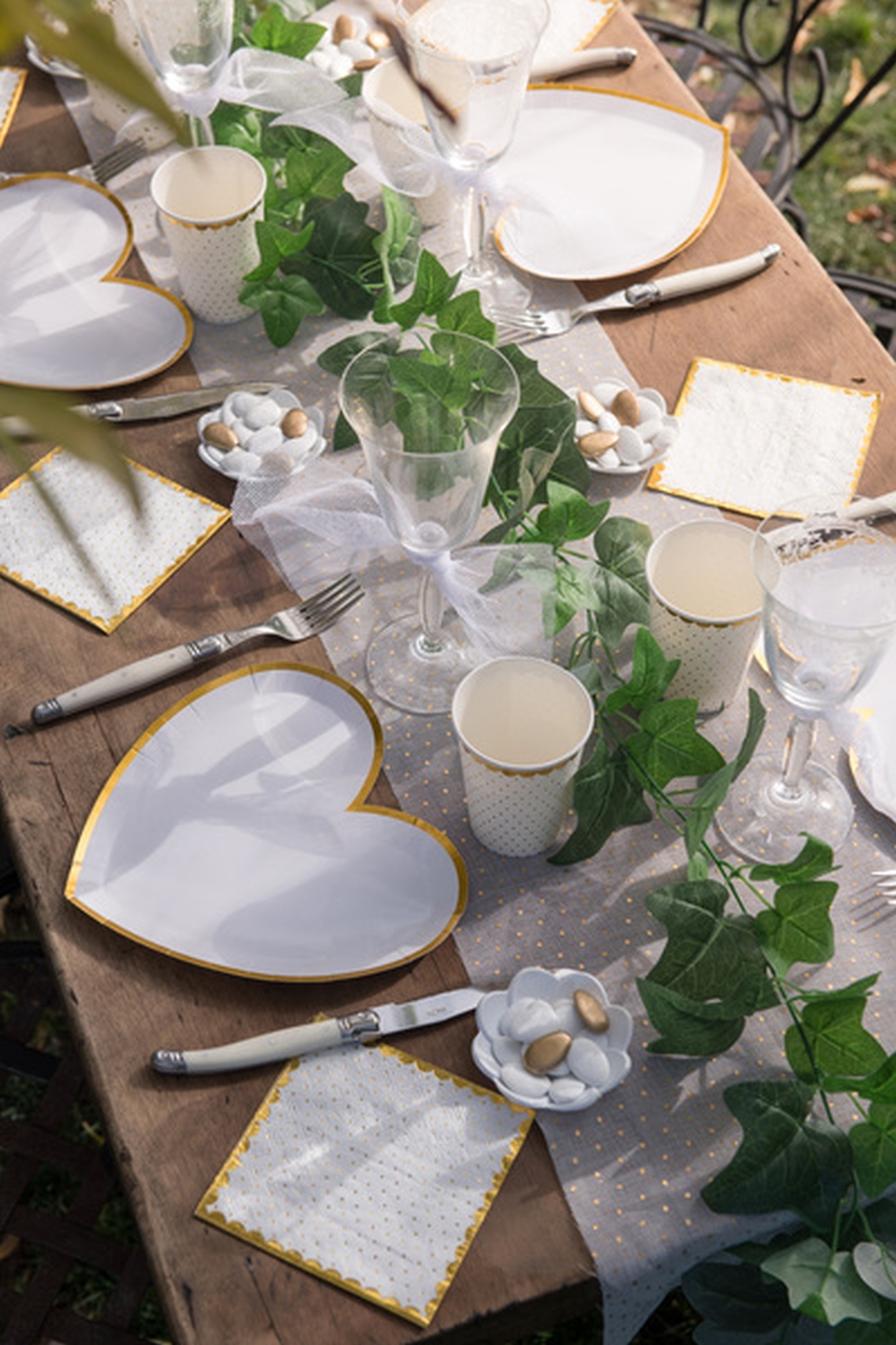 20 Cocktailserviette Weiß / Gold 20 Cocktailserviette Weiß / Gold