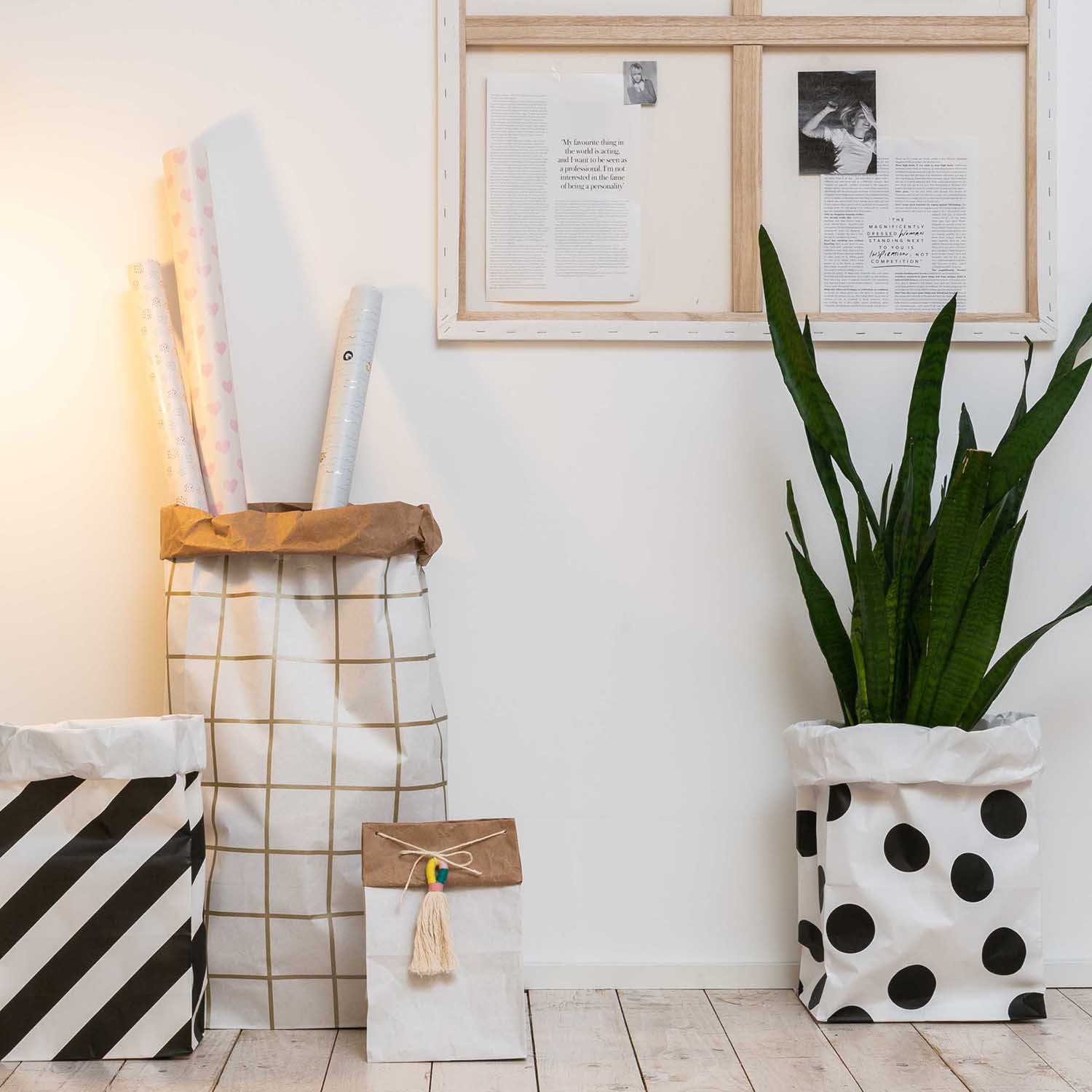 Blockbodenbeutel L - Schwarz / Weiß - 2 Stück Blockbodenbeutel L - Schwarz / Weiß - 2 Stück