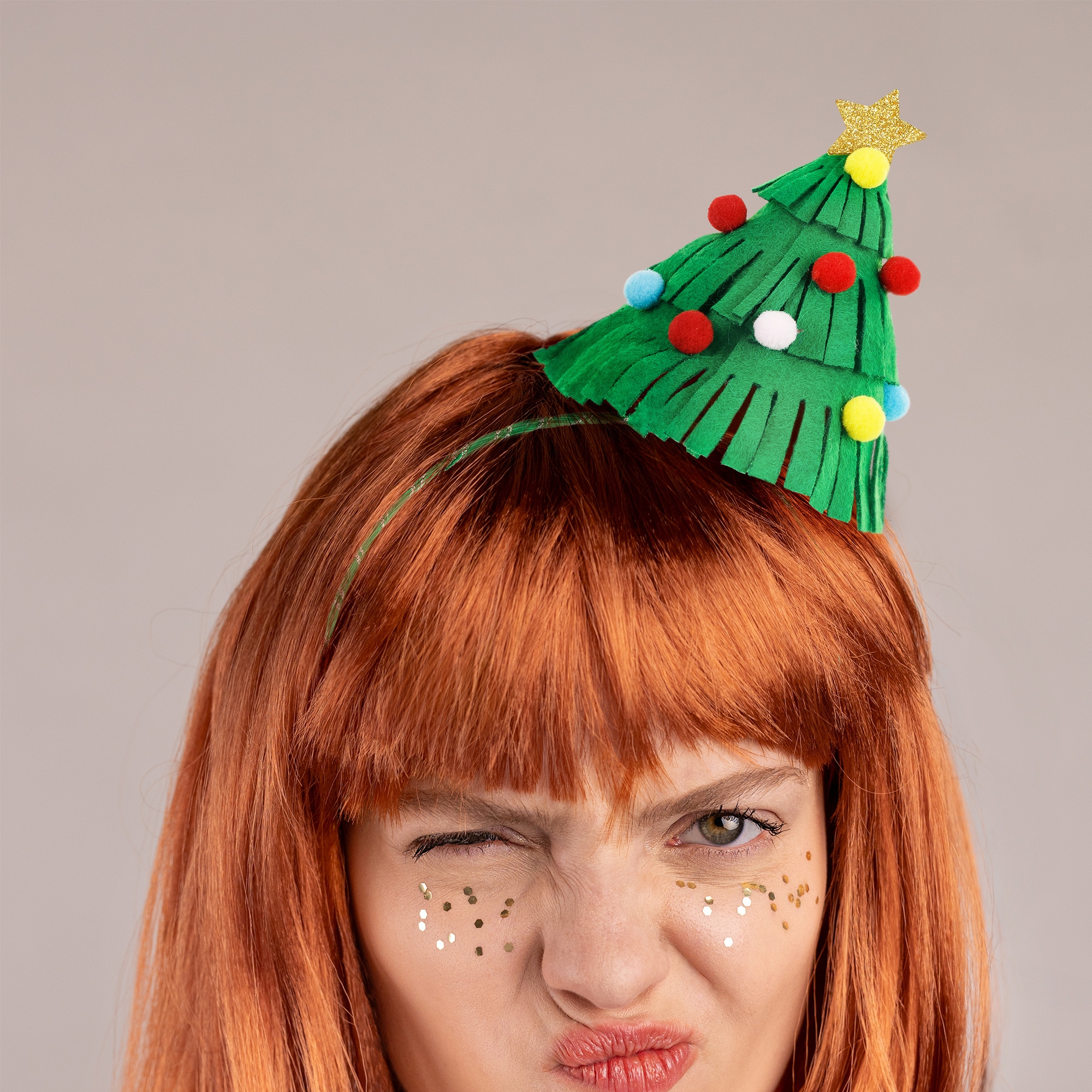 6408615265be7a39952bd2553b8c7717b417b07e Haarreifen "Weihnachtsbaum"